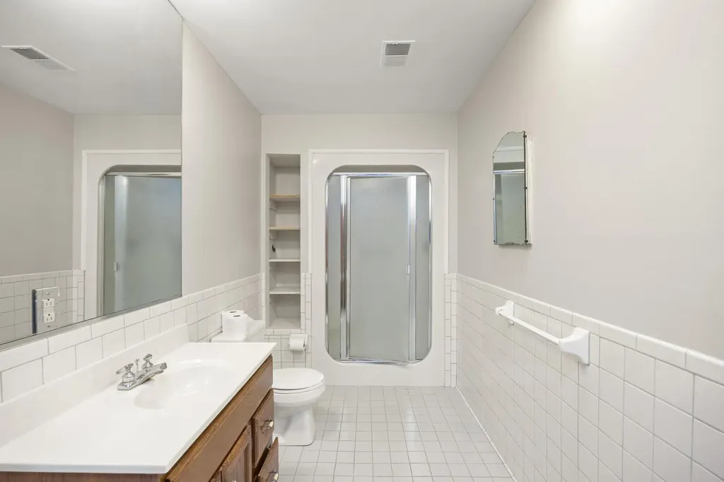 1260 Silverbell Road Oakland Charter Township MI 48306