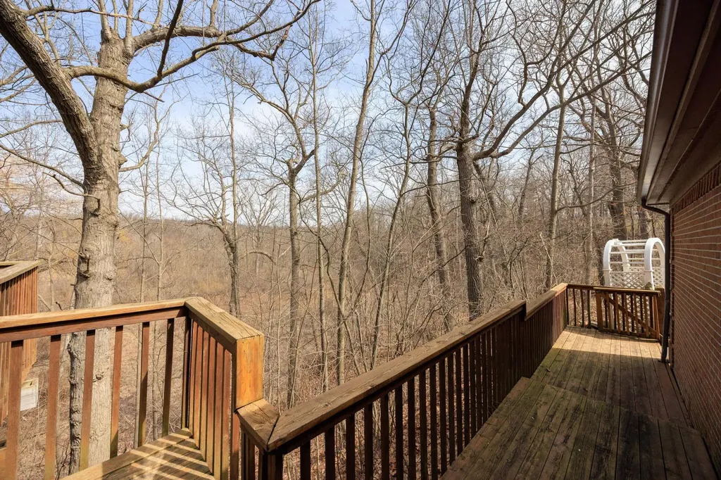 1260 Silverbell Road Oakland Charter Township MI 48306