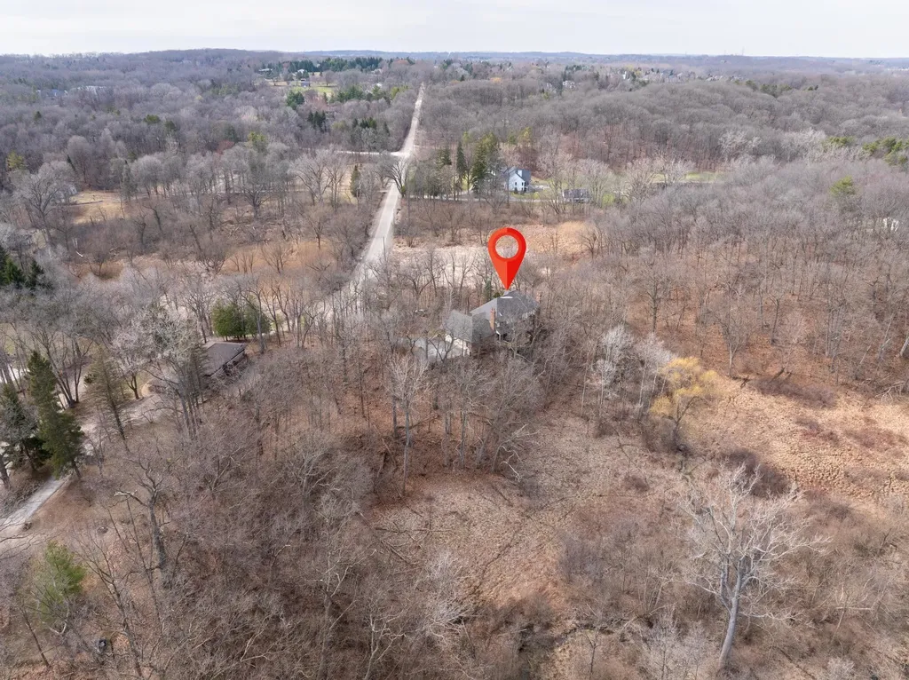 1260 Silverbell Road Oakland Charter Township MI 48306