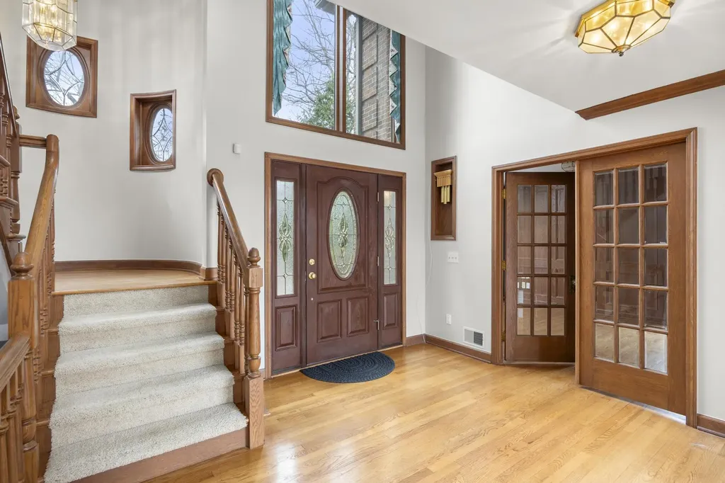 1260 Silverbell Road Oakland Charter Township MI 48306
