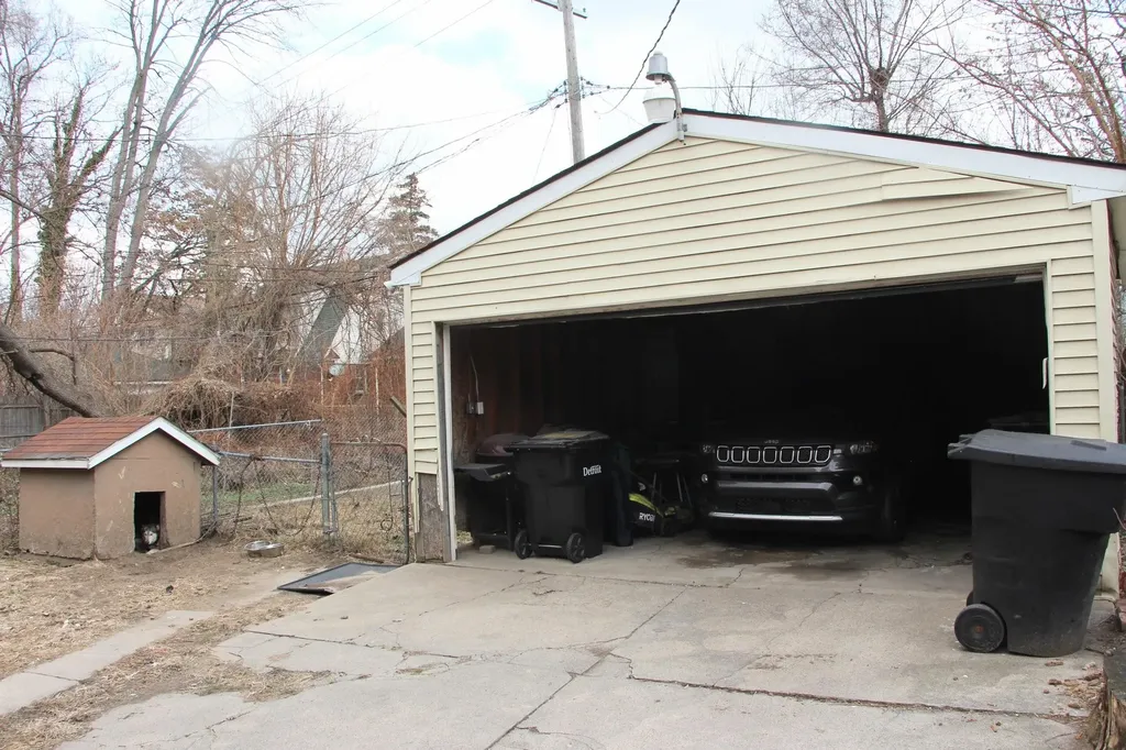 15370 Hartwell Street Detroit City MI 48227