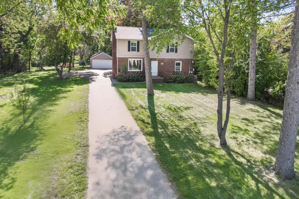 6044 Davison Road Burton City MI 48509