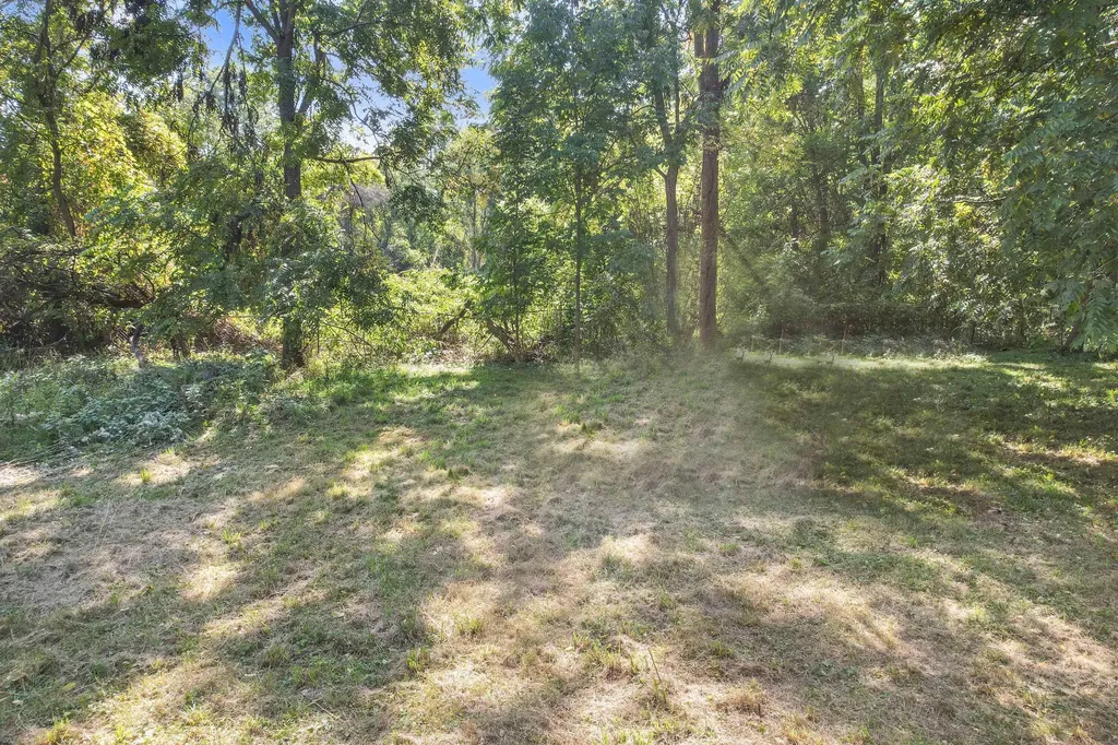 6044 Davison Road Burton City MI 48509