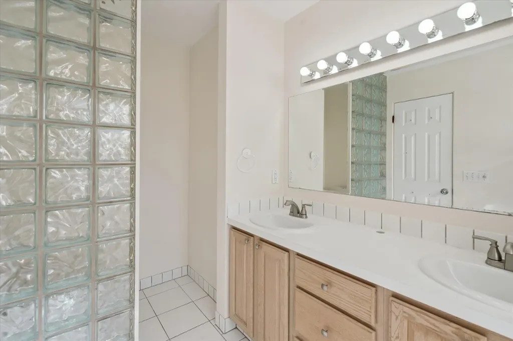 1 Woodrow Court Battle Creek City MI 49015