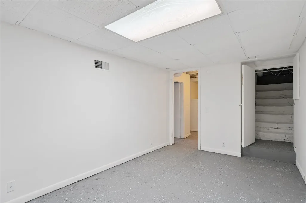 1 Woodrow Court Battle Creek City MI 49015