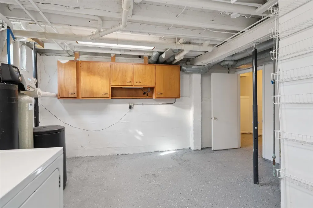 1 Woodrow Court Battle Creek City MI 49015