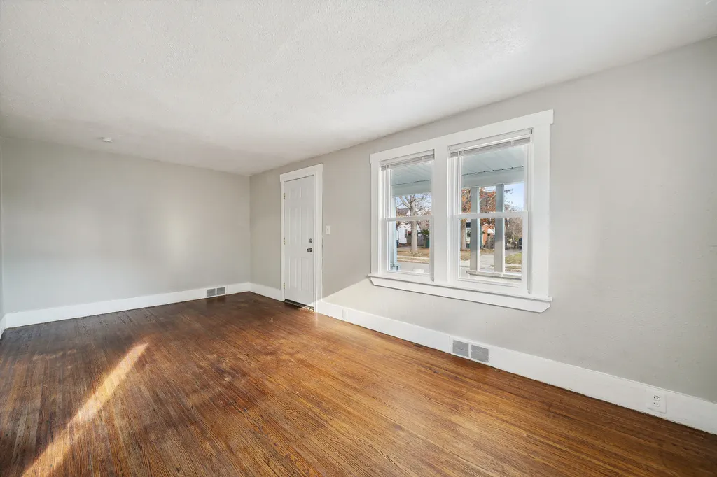 20035 Santa Barbara Drive Detroit City MI 48221