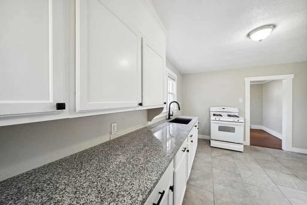 20035 Santa Barbara Drive Detroit City MI 48221