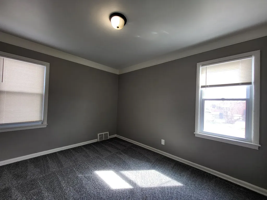 4177 Hubbard Avenue Lincoln Park City MI 48146