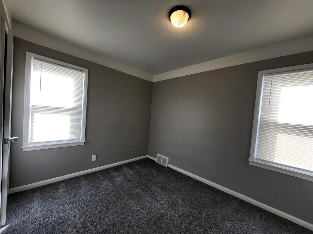 4177 Hubbard Avenue Lincoln Park City MI 48146