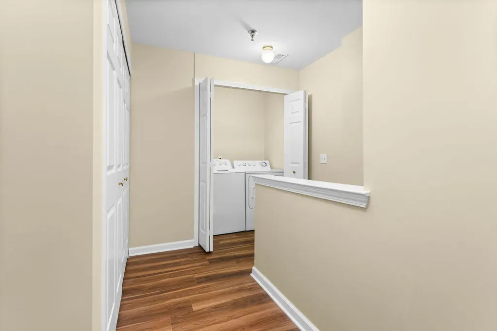 9475 Lakeside Drive Ypsilanti Charter Township MI 48197