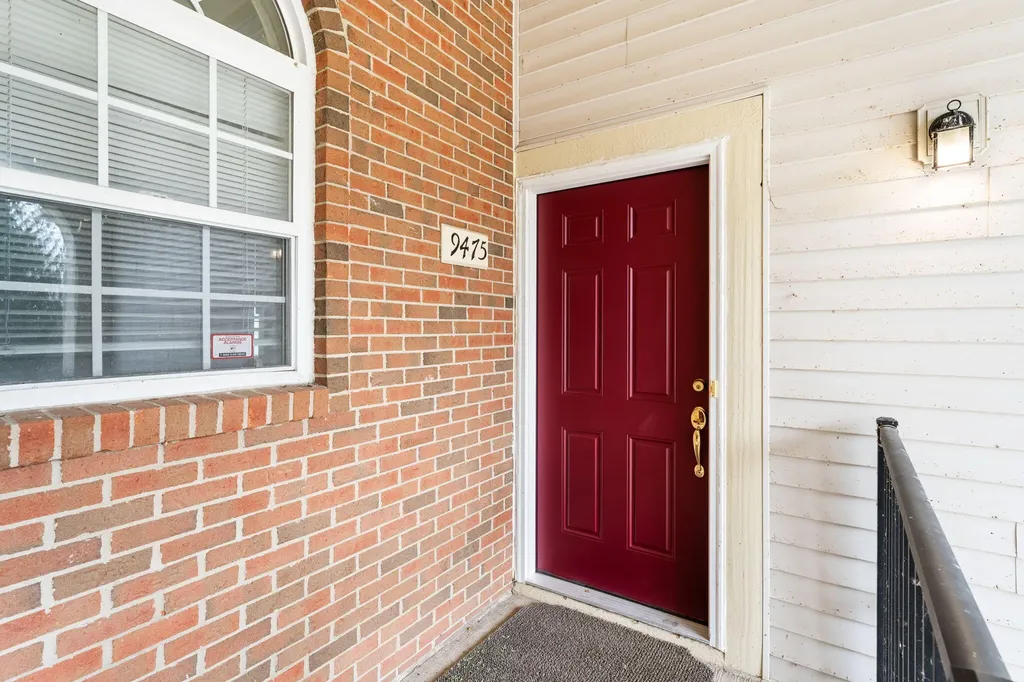 9475 Lakeside Drive Ypsilanti Charter Township MI 48197