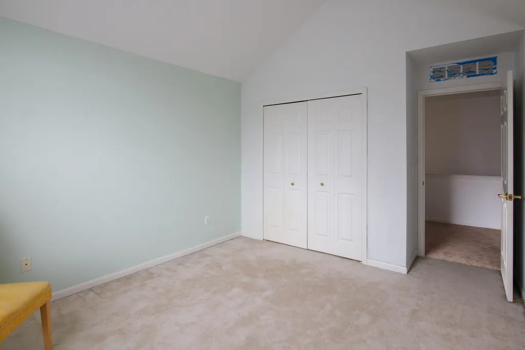9475 Lakeside Drive Ypsilanti Charter Township MI 48197