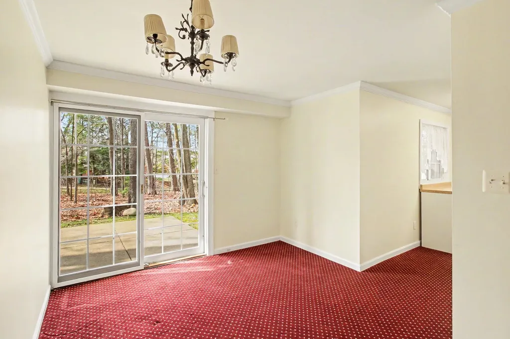 306 Pineknoll Court Brighton City MI 48116