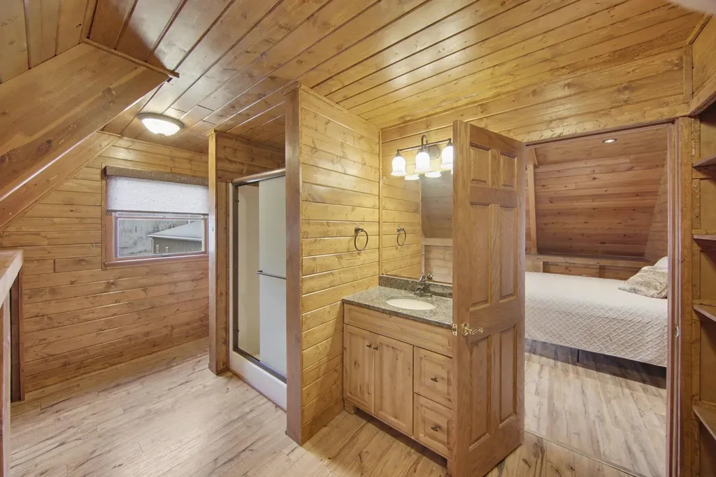 12175 Watkins Road Manchester Township MI 49230