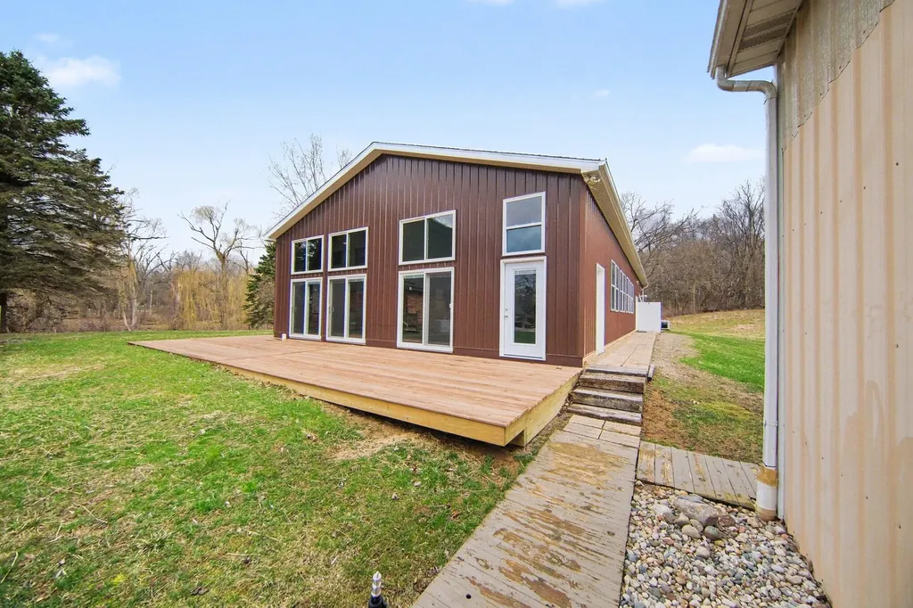 12175 Watkins Road Manchester Township MI 49230