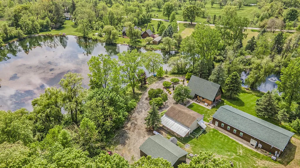 12175 Watkins Road Manchester Township MI 49230