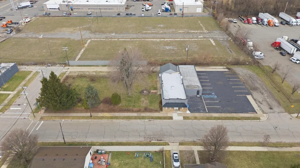 10118 Eagle Street Dearborn City MI 48120