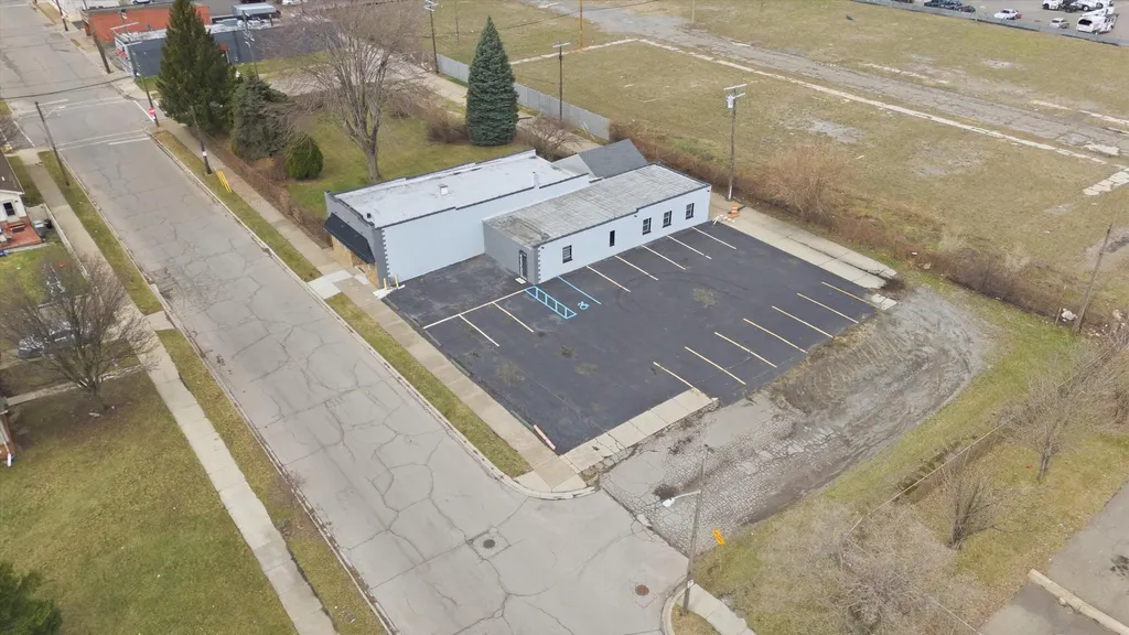 10118 Eagle Street Dearborn City MI 48120
