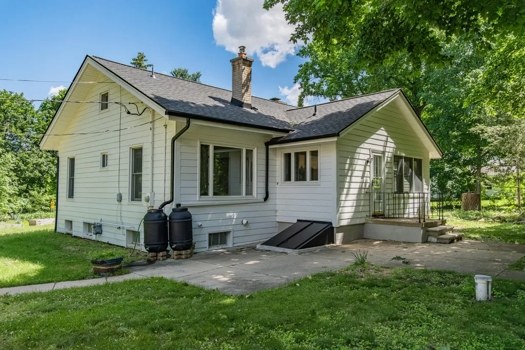 4500 E Huron River Drive Ann Arbor City MI 48105