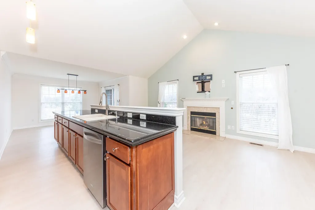 5588 Hampshire Lane Pittsfield Charter Township MI 48197