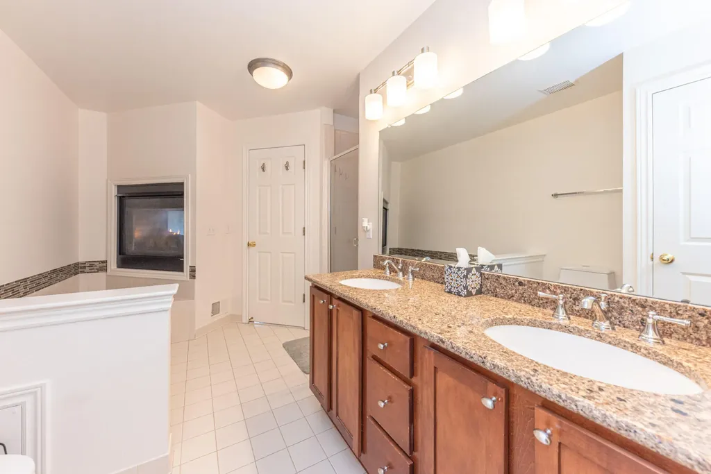 5588 Hampshire Lane Pittsfield Charter Township MI 48197