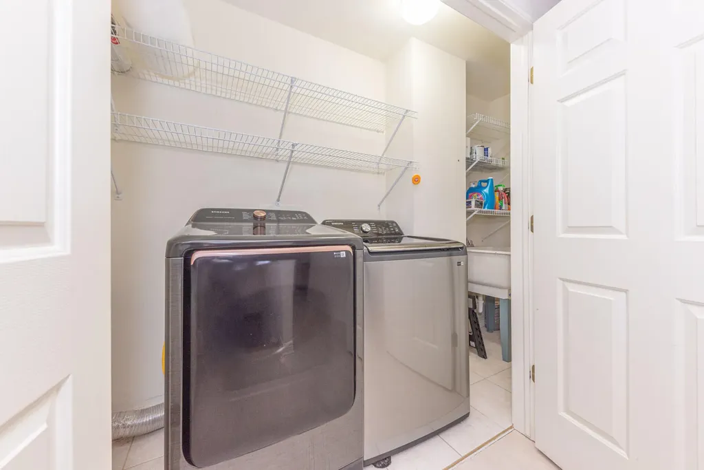 5588 Hampshire Lane Pittsfield Charter Township MI 48197