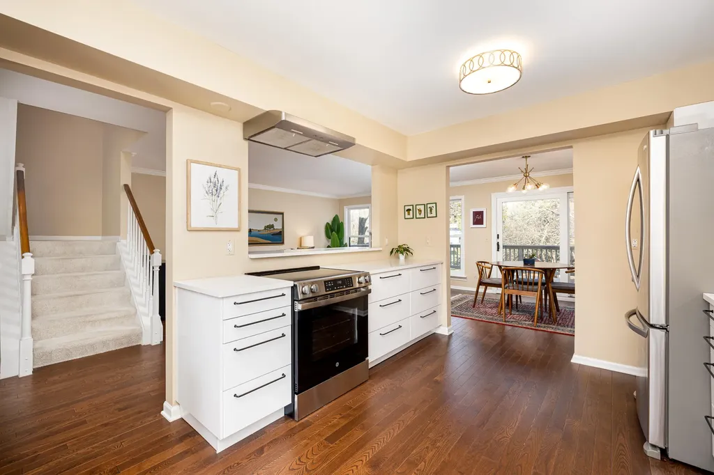 2254 Rivenoak Court Ann Arbor City MI 48103