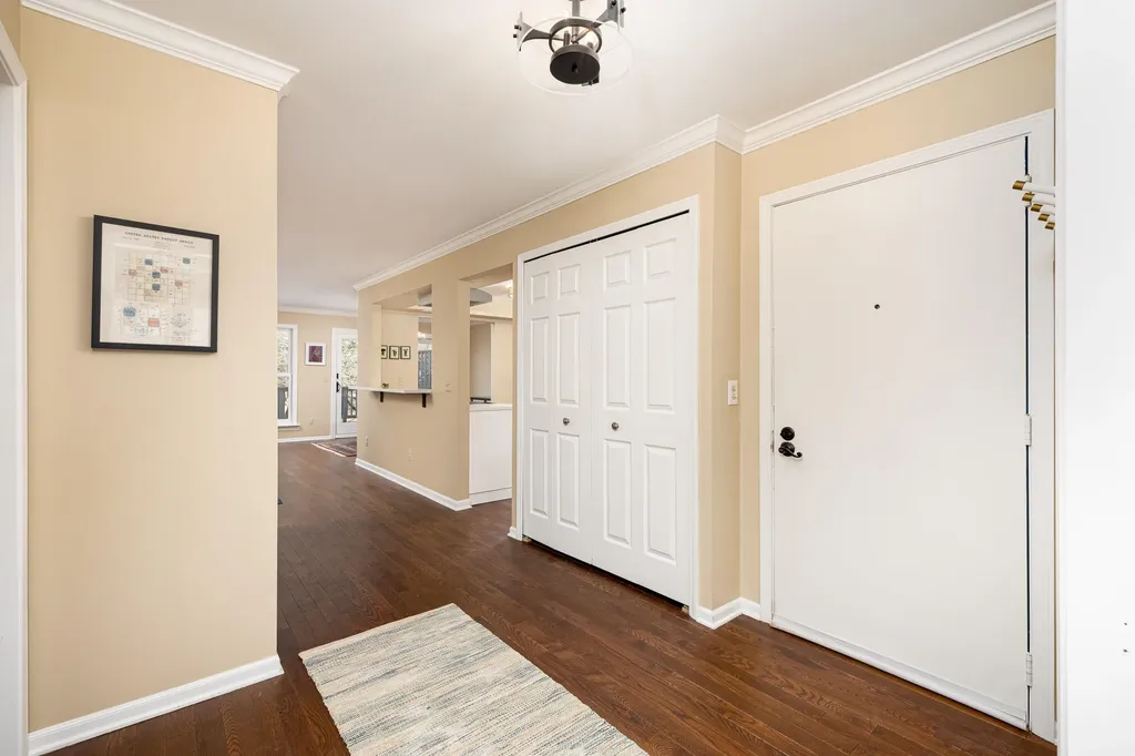 2254 Rivenoak Court Ann Arbor City MI 48103