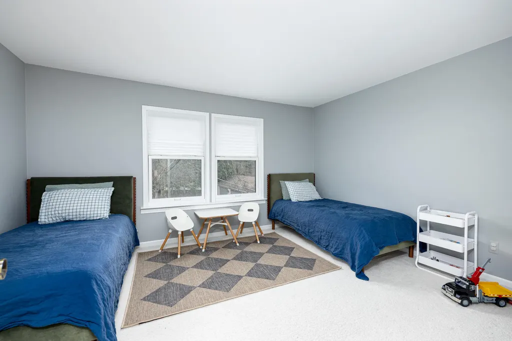 2254 Rivenoak Court Ann Arbor City MI 48103
