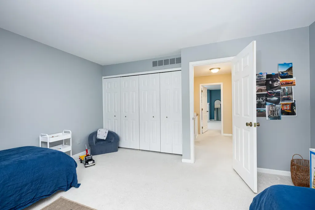 2254 Rivenoak Court Ann Arbor City MI 48103