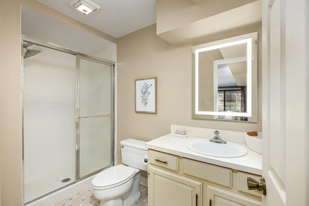 2254 Rivenoak Court Ann Arbor City MI 48103