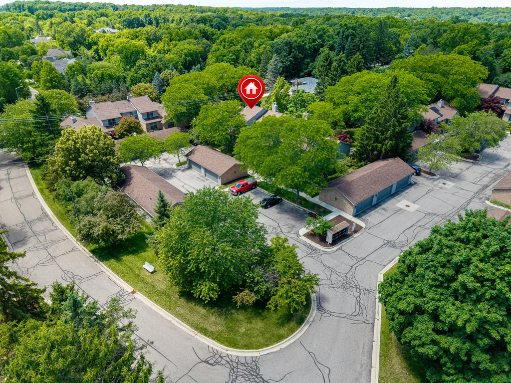 2254 Rivenoak Court Ann Arbor City MI 48103