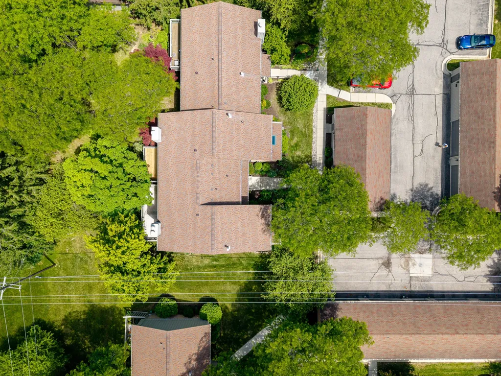 2254 Rivenoak Court Ann Arbor City MI 48103