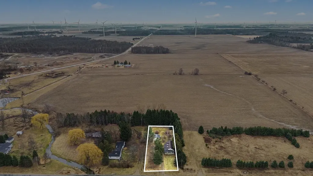 4656 Stoddard Road Port Austin Township MI 48467
