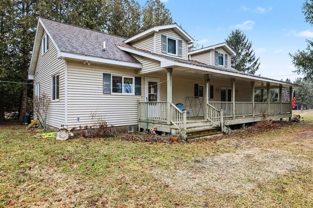 4656 Stoddard Road Port Austin Township MI 48467