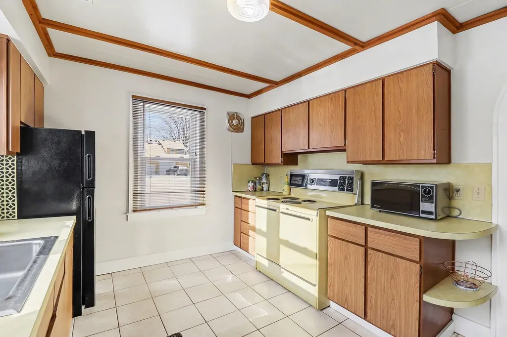 11637 Algonquin Drive Hamburg Township MI 48169