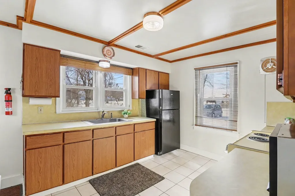 11637 Algonquin Drive Hamburg Township MI 48169