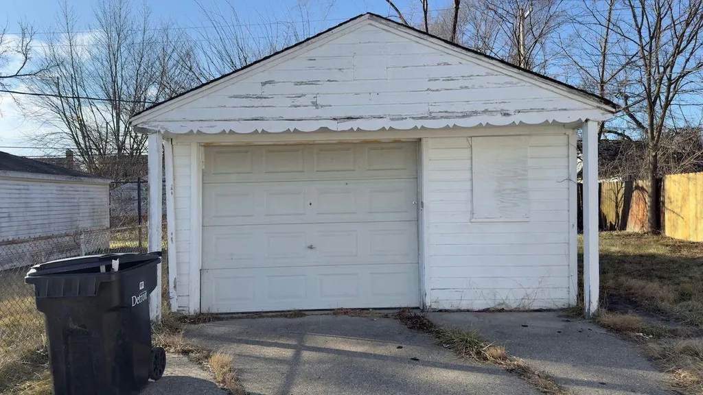 7701 Vaughan Street Detroit City MI 48228