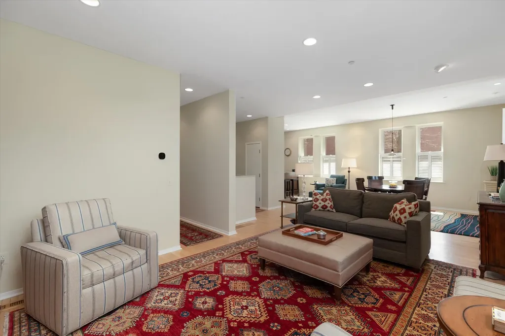 223 E Ann Street Ann Arbor City MI 48104