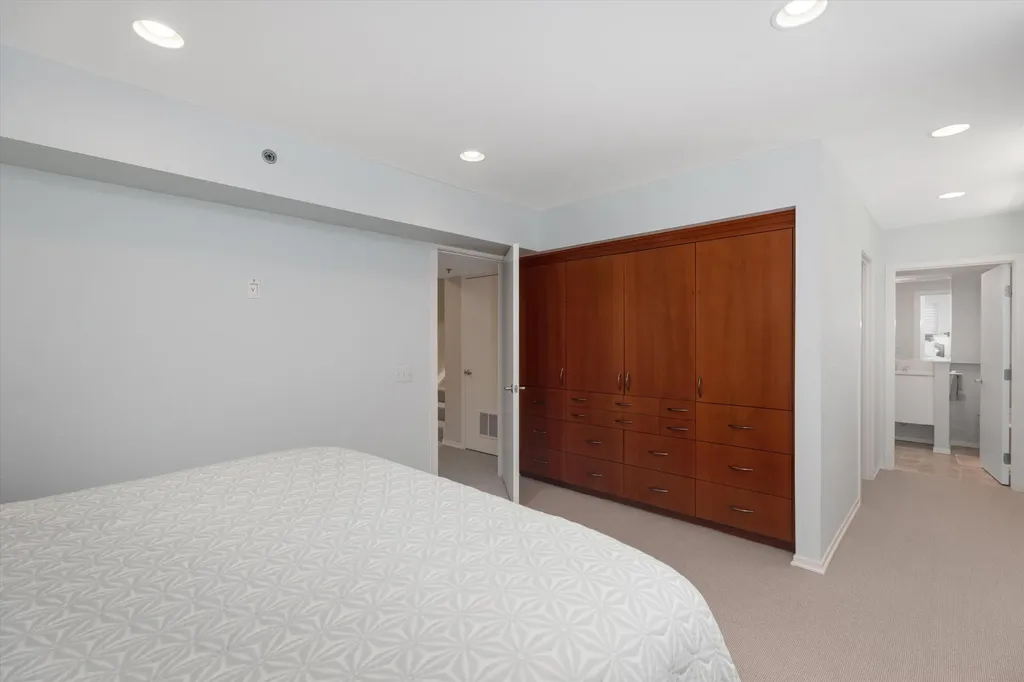 223 E Ann Street Ann Arbor City MI 48104