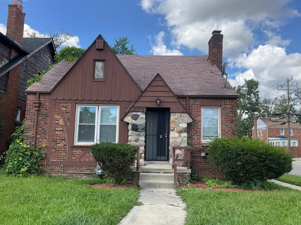 15375 Asbury Park Detroit City MI 48227