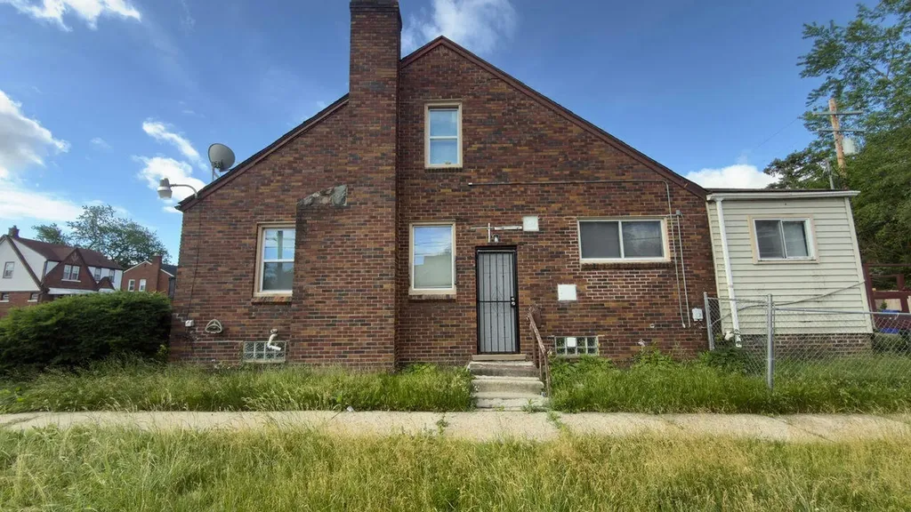 15375 Asbury Park Detroit City MI 48227