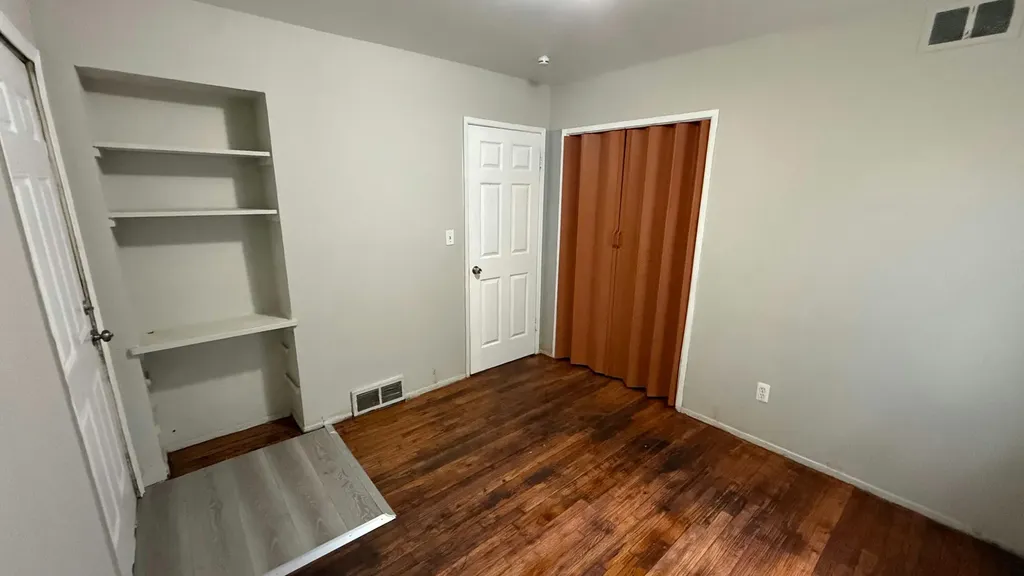 16172 Fenton Street Detroit City MI 48219