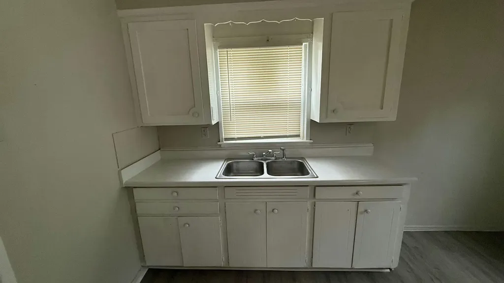 16172 Fenton Street Detroit City MI 48219
