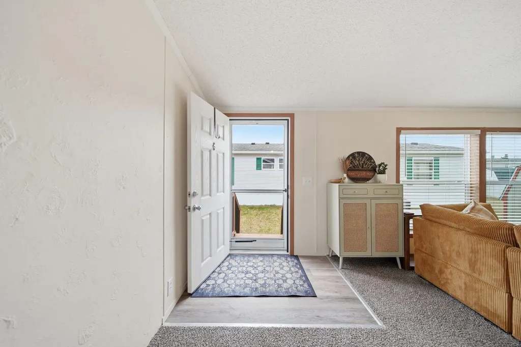 260 Storr Adrian City MI 49221