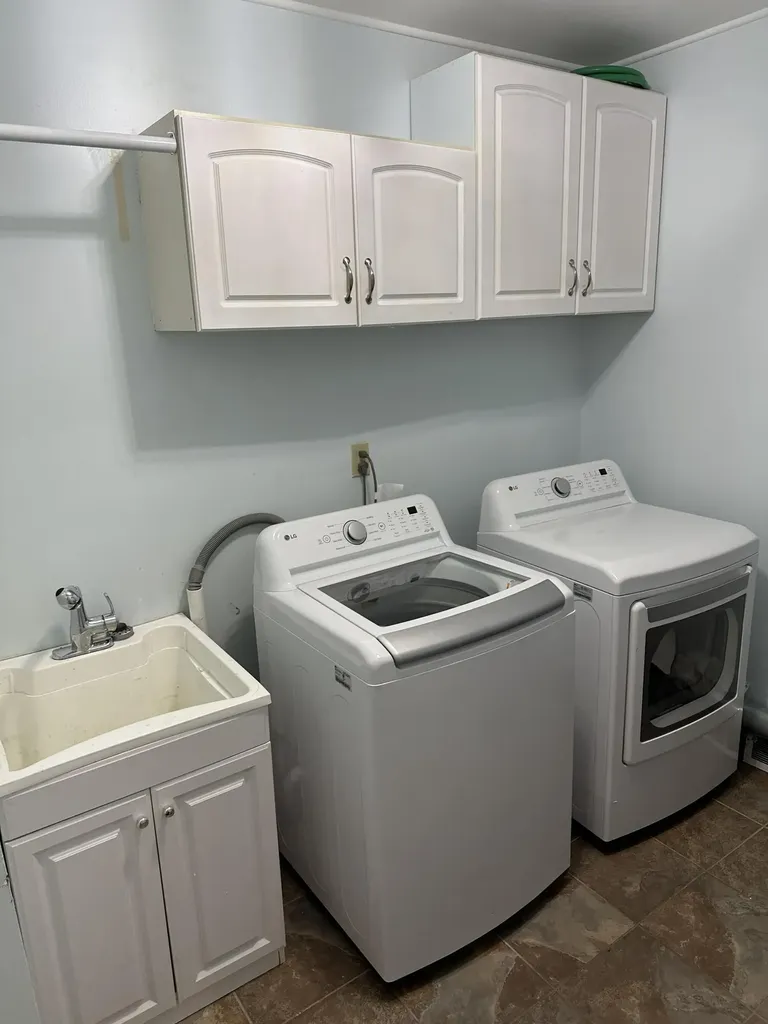 26429 Wilson Drive Dearborn Heights City MI 48127
