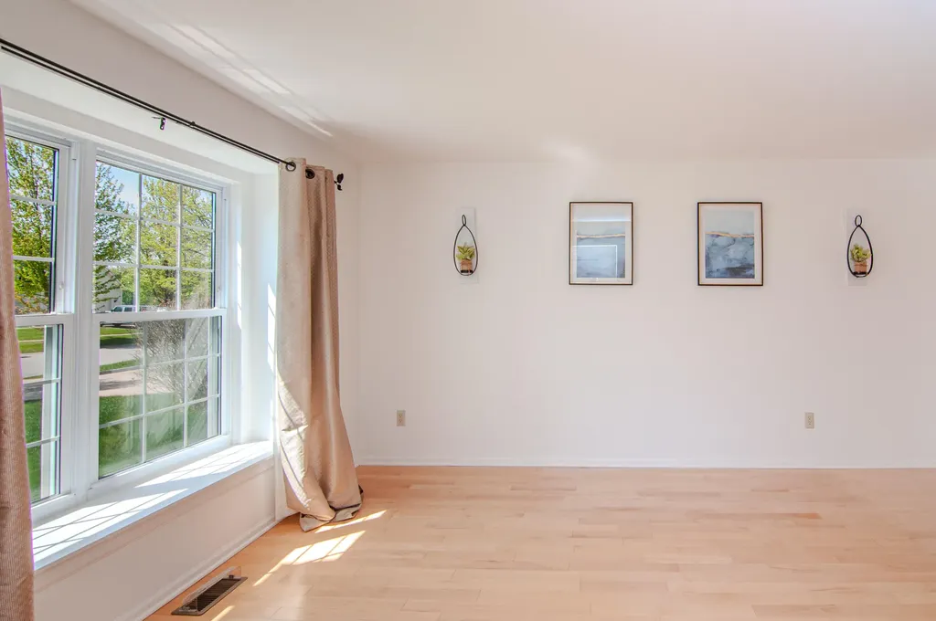 3162 Shamrock Court Ann Arbor City MI 48105
