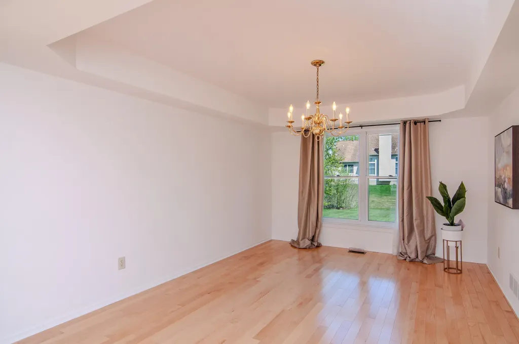 3162 Shamrock Court Ann Arbor City MI 48105