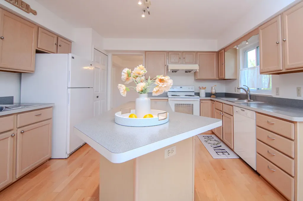 3162 Shamrock Court Ann Arbor City MI 48105